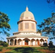 Bah' templom Ugandban